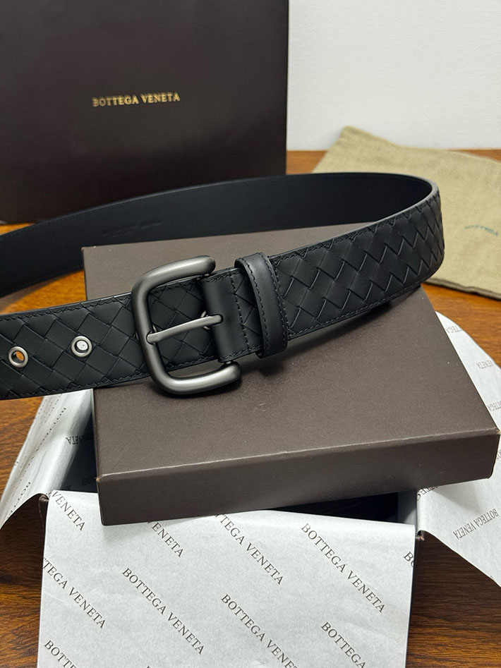 最高級ボッテガヴェネタコピー Bottega Veneta ベルト イントレチャートレザーベルト ブラック 2635407 ボッテガ ベルト リバーシブル - 画像 (3)