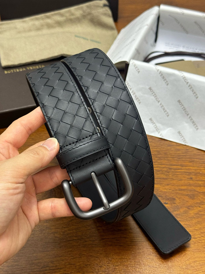 最高級ボッテガヴェネタコピー Bottega Veneta ベルト イントレチャートレザーベルト ブラック 2635407 ボッテガ ベルト リバーシブル - 画像 (2)