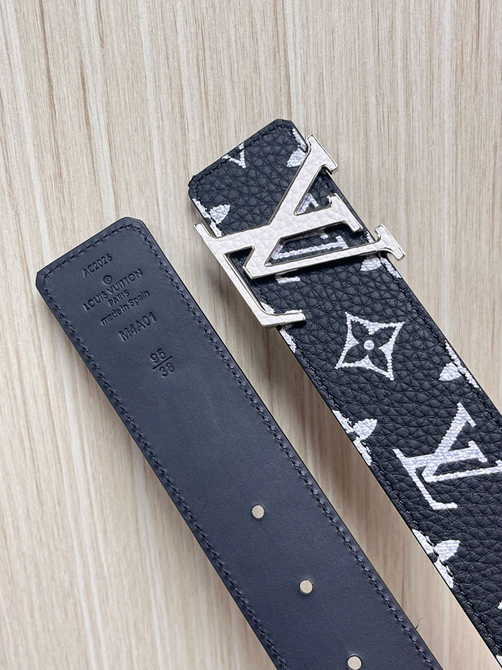 最高級ルイヴィトンスーパーコピー LV ベルト イニシャル モノグラム グロウ イン ザ ダーク 40MM リバーシブル 2635428 ルイヴィトン ベルト リバーシブル - 画像 (5)