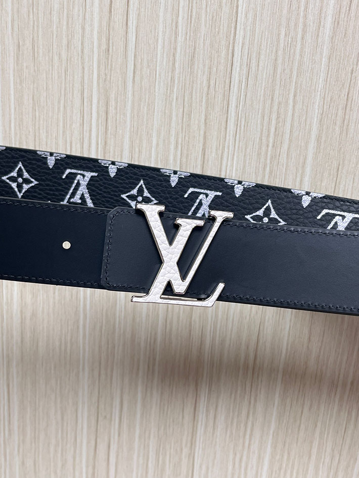 最高級ルイヴィトンスーパーコピー LV ベルト イニシャル モノグラム グロウ イン ザ ダーク 40MM リバーシブル 2635428 ルイヴィトン ベルト リバーシブル - 画像 (2)