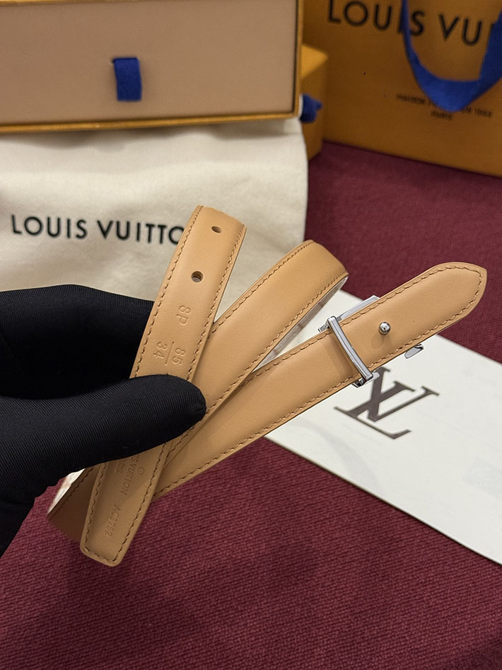 最高級ルイヴィトンスーパーコピー LV レディース ベルト・LV ブルーム 20MM リバーシブル 2635461 ルイヴィトン ベルト リバーシブル - 画像 (4)
