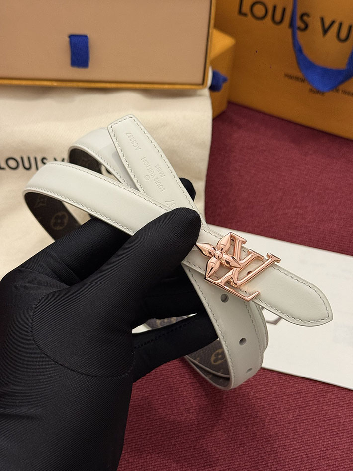 最高級ルイヴィトンスーパーコピー LV レディース ベルト・LV ブルーム 20MM リバーシブル 2635464 ルイヴィトン ベルト モノグラム - 画像 (6)