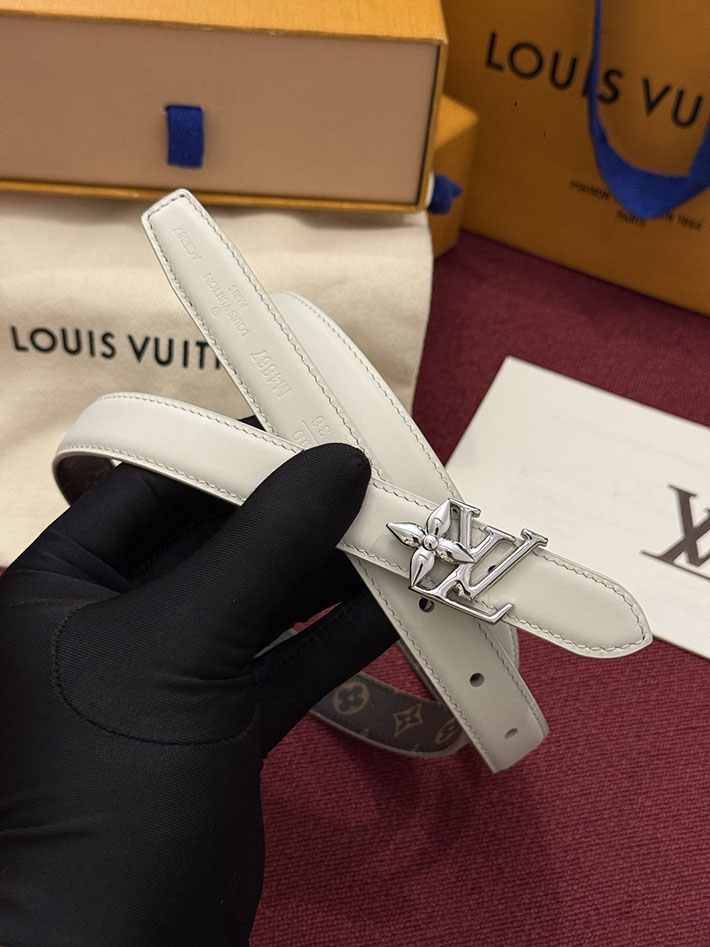 最高級ルイヴィトンスーパーコピー LV レディース ベルト・LV ブルーム 20MM リバーシブル 2635465 ルイヴィトン ベルト 新作 - 画像 (6)