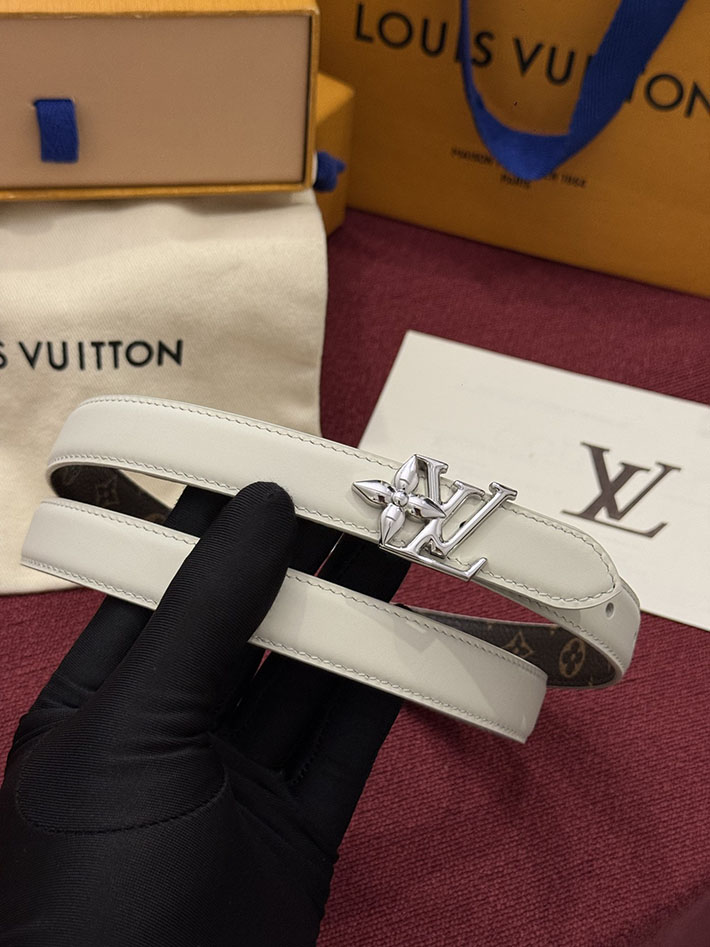 最高級ルイヴィトンスーパーコピー LV レディース ベルト・LV ブルーム 20MM リバーシブル 2635465 ルイヴィトン ベルト 新作 - 画像 (5)