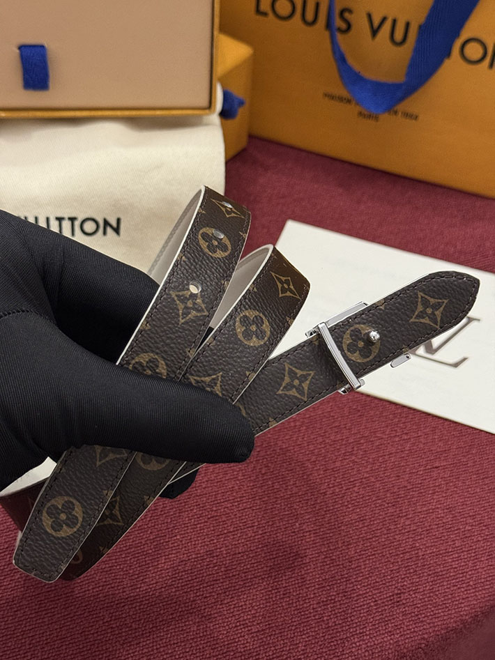 最高級ルイヴィトンスーパーコピー LV レディース ベルト・LV ブルーム 20MM リバーシブル 2635465 ルイヴィトン ベルト 新作 - 画像 (4)