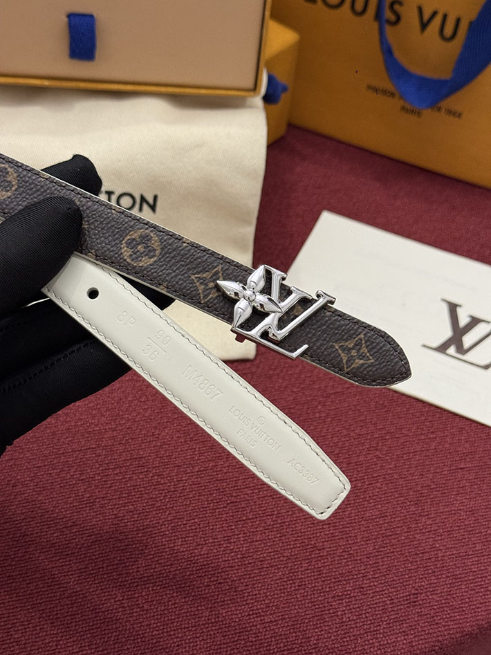 最高級ルイヴィトンスーパーコピー LV レディース ベルト・LV ブルーム 20MM リバーシブル 2635465 ルイヴィトン ベルト 新作 - 画像 (3)