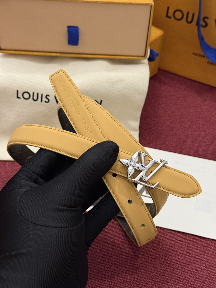 最高級ルイヴィトンスーパーコピー LV レディース ベルト・LV ブルーム 20MM リバーシブル 2635467 ルイヴィトン ベルト 安い - 画像 (6)