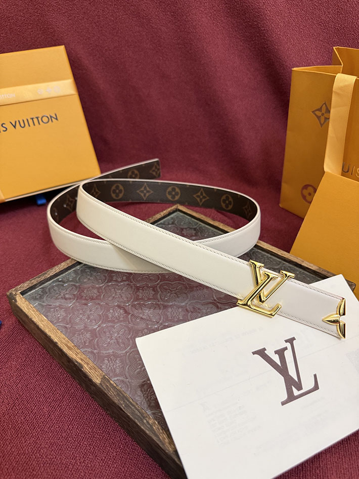 最高級ルイヴィトンスーパーコピー LV レディース ベルト・プリティー LV 30MM リバーシブル 2635469 ルイヴィトンベルト交換 - 画像 (7)