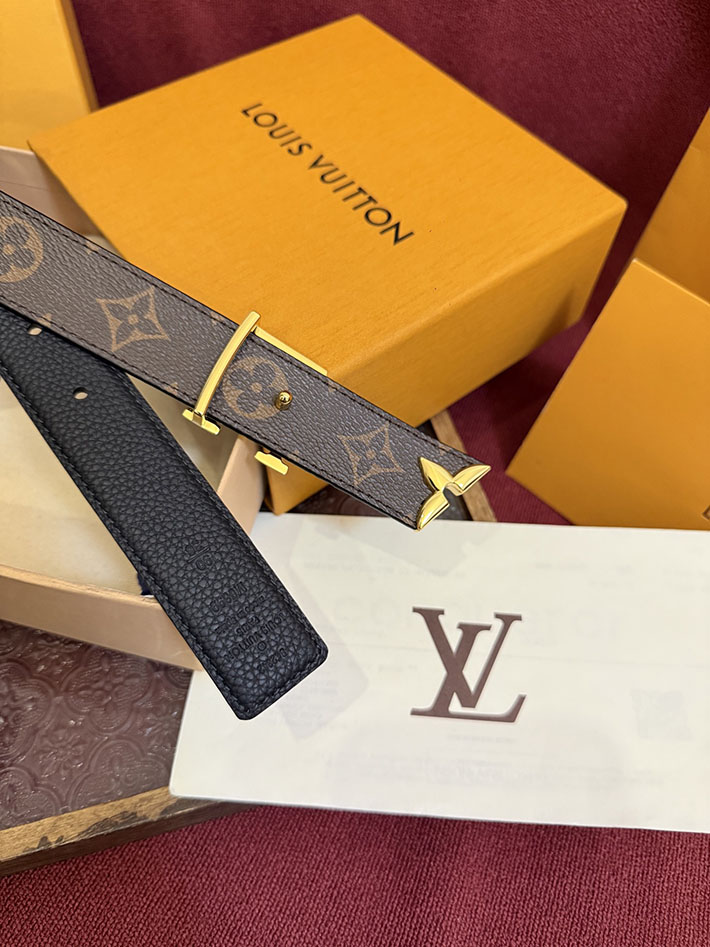 最高級ルイヴィトンスーパーコピー LV レディース ベルト・プリティー LV 30MM リバーシブル 2635475 ヴィトン ベルト アウトレット - 画像 (4)