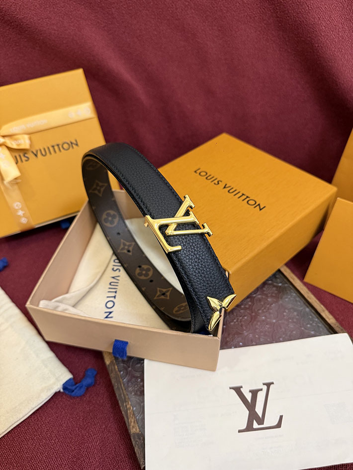 最高級ルイヴィトンスーパーコピー LV レディース ベルト・プリティー LV 30MM リバーシブル 2635475 ヴィトン ベルト アウトレット - 画像 (2)