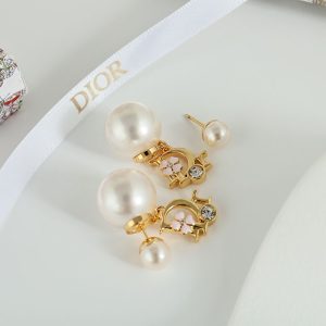 Dior ピアス 人気ランキング