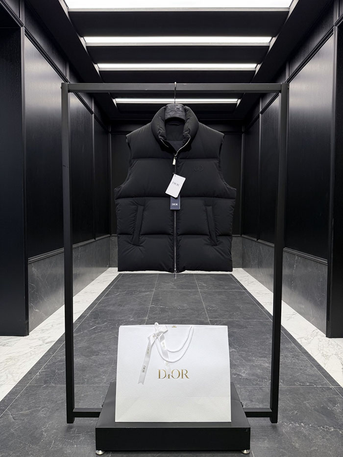 最高級ディオール服スーパーコピー Dior ダウンベスト新作,CDロゴ刺繍 D2601731 Dior ダウンベスト - 画像 (8)