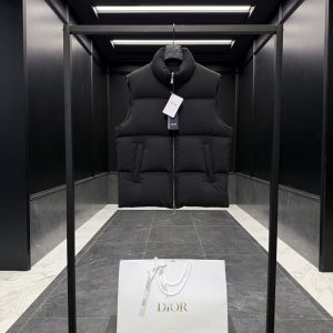 Dior ダウンベスト