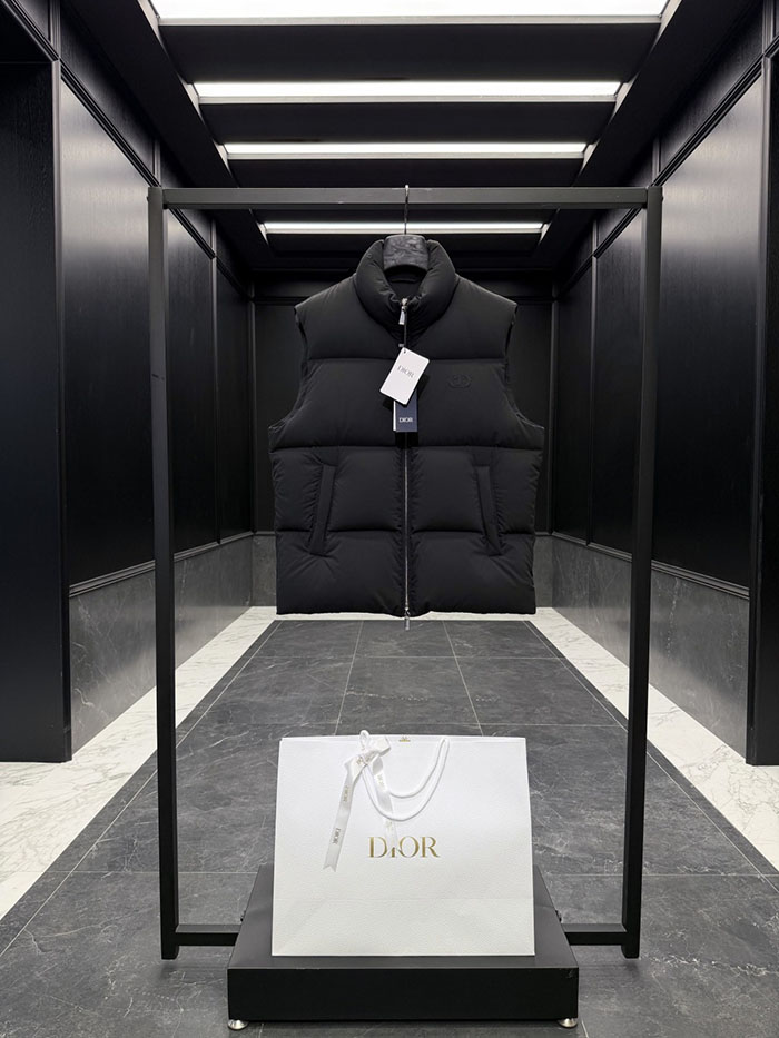 Dior ダウンベスト