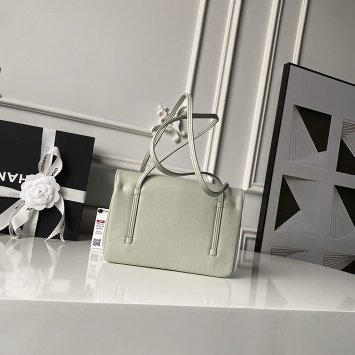 シャネル 新作バッグ 2026 CHANEL Preppy Coco プレッピーココ・スモールフラップバッグ ライトグリーン 2634926 シャネル バッグ 新作 値段 - 画像 (9)