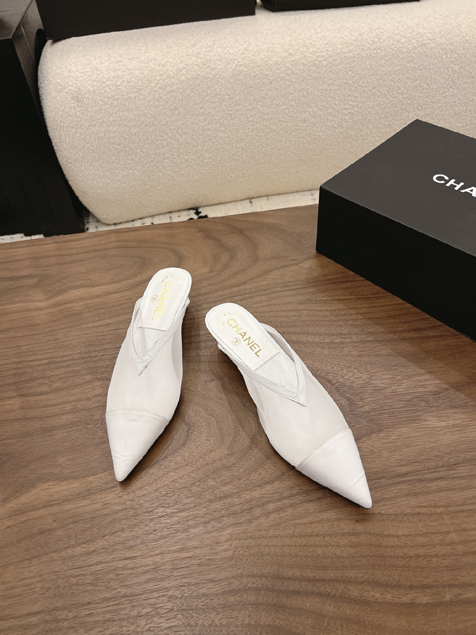 最高級シャネルスーパーコピー シャネル ミュール パンプス ダブルC ホワイト シャネルミュールレディース - 画像 (2)