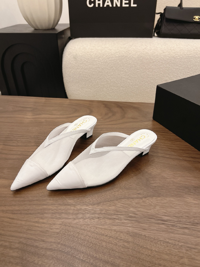最高級シャネルスーパーコピー シャネル ミュール パンプス ダブルC ホワイト シャネルミュールレディース - 画像 (3)