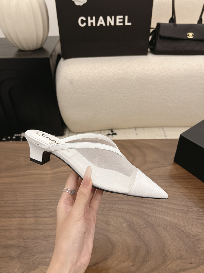 最高級シャネルスーパーコピー シャネル ミュール パンプス ダブルC ホワイト シャネルミュールレディース - 画像 (5)