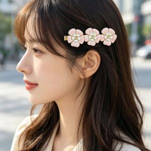 シャネル ヘアクリップ 激安