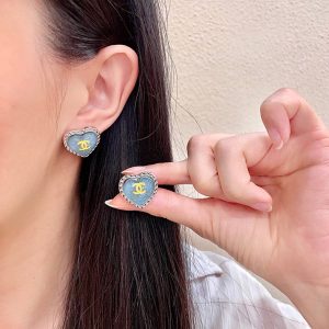 シャネル ピアス ハート
