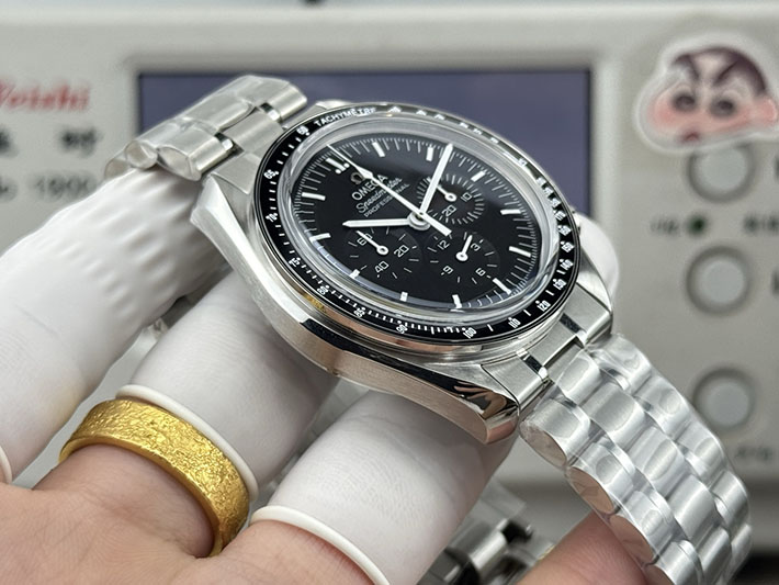 最高級オメガスーパーコピー OMEGA スピードマスター プロフェッショナル マスタークロノメーター 310.30.42.50.01.002 オメガ 時計 値段 - 画像 (5)