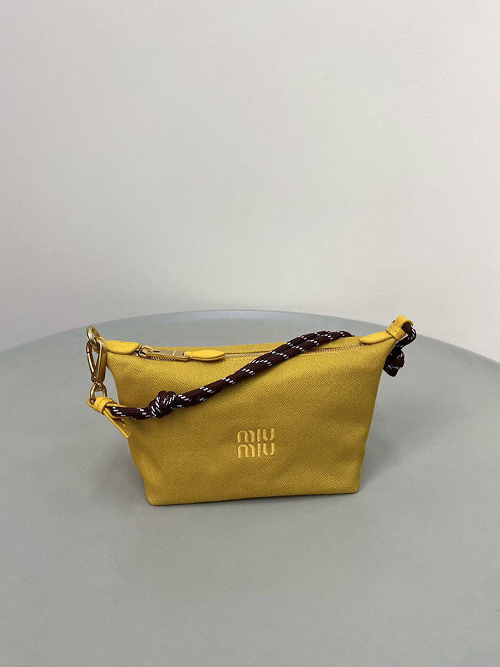 最高級MiuMiuスーパーコピー ミュウミュウ ポーチ ギャバジン ハンドバッグ トパーズ/ブランデー 5NE841 2IA7 F05B3 Miumiu ポーチ アウトレット - 画像 (9)