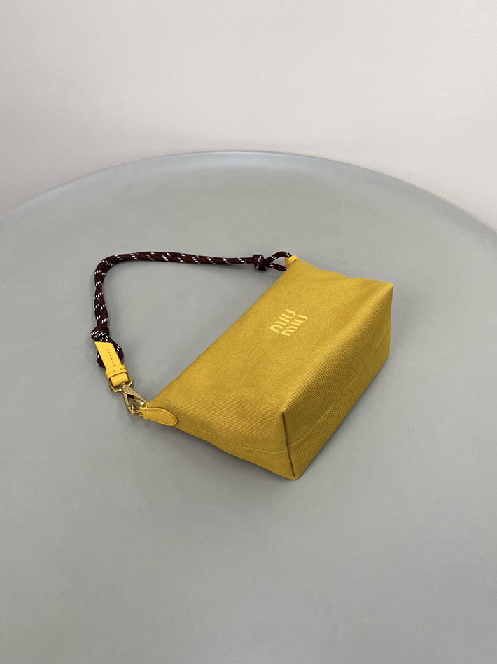 最高級MiuMiuスーパーコピー ミュウミュウ ポーチ ギャバジン ハンドバッグ トパーズ/ブランデー 5NE841 2IA7 F05B3 Miumiu ポーチ アウトレット - 画像 (7)