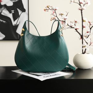 ショルダーバッグ シャネル バッグ