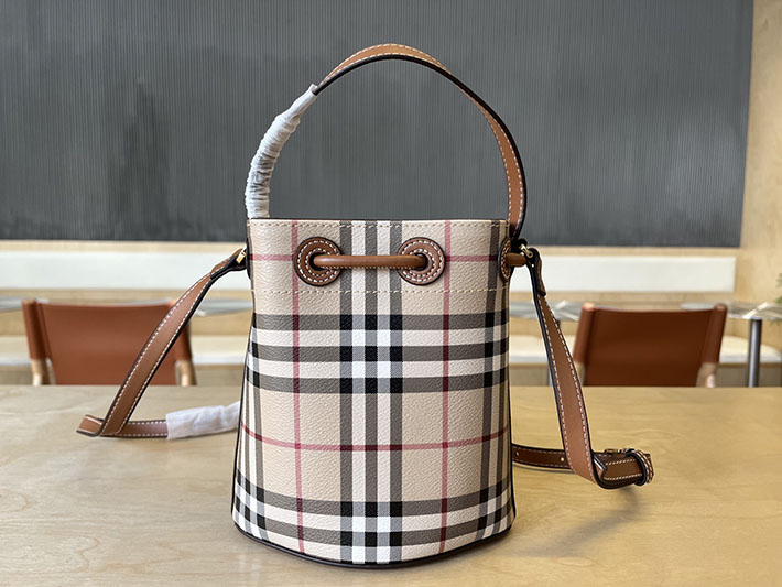 最高級バーバリースーパーコピー Burberry ミニ TBバケットバッグ チェック/ブライアーブラウン 2635639 バーバリー tb バッグ - 画像 (9)