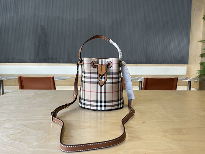 最高級バーバリースーパーコピー Burberry ミニ TBバケットバッグ チェック/ブライアーブラウン 2635639 バーバリー tb バッグ - 画像 (2)