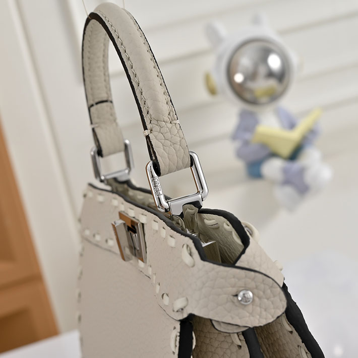フェンディ 人気バッグ FENDI PEEKABOO ISeeU PETITE ピーカブー アイシーユー プチ ベージュ 2635664 フェンディ アウトレット ピーカブー - 画像 (6)