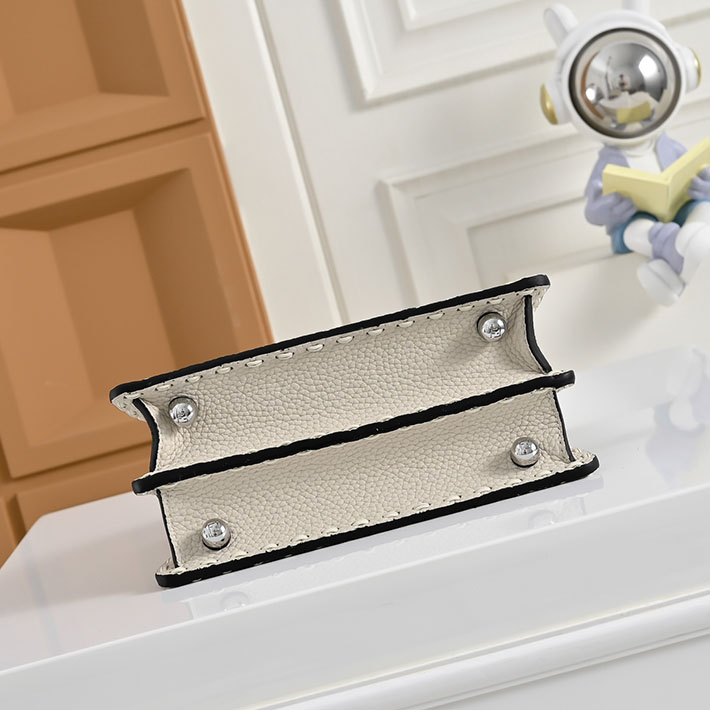 フェンディ 人気バッグ FENDI PEEKABOO ISeeU PETITE ピーカブー アイシーユー プチ ベージュ 2635664 フェンディ アウトレット ピーカブー - 画像 (5)