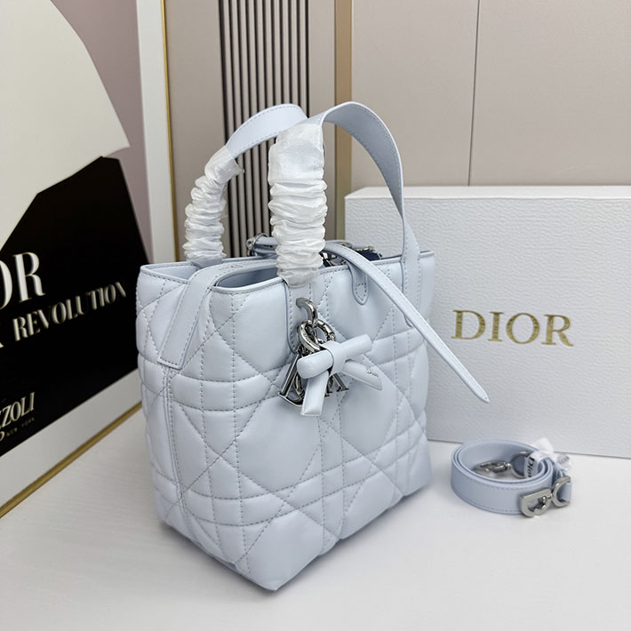 ディオール バッグ 人気 Dior Toujours バーティカル トートバッグ スモール アイスブルー M2835PSNW_M39Z ディオール トートバッグ ミニ - 画像 (7)