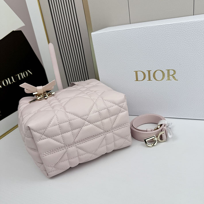 ディオール バッグ 人気 Dior Toujours バーティカル トートバッグ スモール パウダーピンク M2835OSNW_M413 ディオール トートバッグ ピンク - 画像 (4)