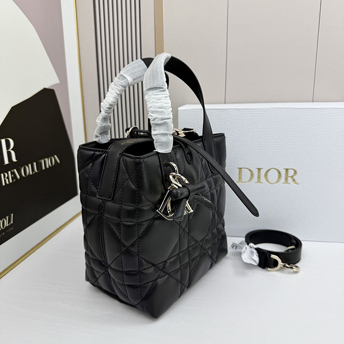 ディオール バッグ 人気 Dior Toujours バーティカル トートバッグ スモール ブラック M2835OSNW_M900 ディオール バッグ 黒 - 画像 (5)