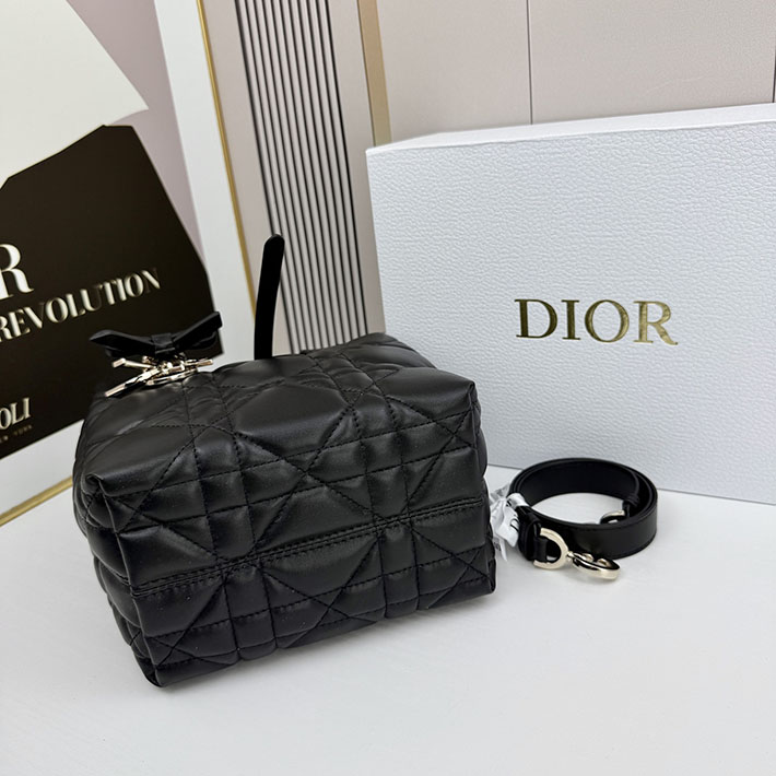 ディオール バッグ 人気 Dior Toujours バーティカル トートバッグ スモール ブラック M2835OSNW_M900 ディオール バッグ 黒 - 画像 (4)