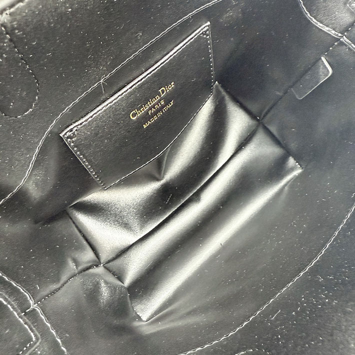 ディオール バッグ 人気 Dior Toujours バーティカル トートバッグ スモール ブラック M2835OSNW_M900 ディオール バッグ 黒 - 画像 (2)