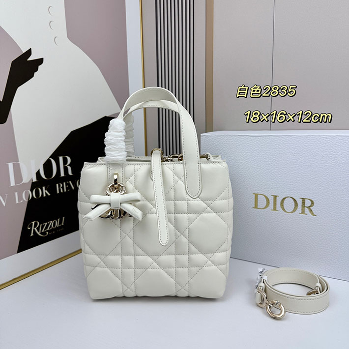 ディオール バッグ 人気 Dior Toujours バーティカル トートバッグ スモール ラテホワイト M2835OSNW_M030 ディオール バッグ ショルダー - 画像 (9)