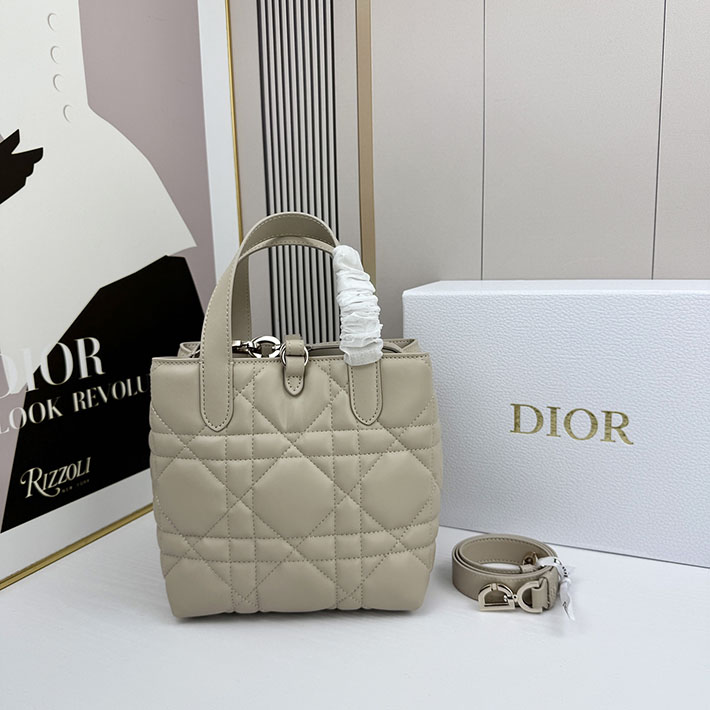 ディオール バッグ 人気 Dior Toujours バーティカル トートバッグ スモール チョークベージュ M2835OSNW_M79U ディオール バッグ コピー - 画像 (8)