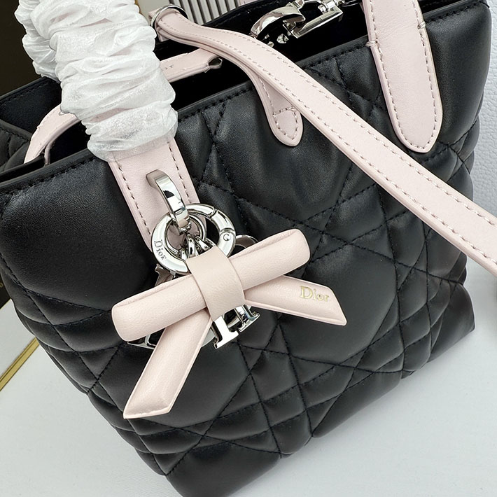 ディオール バッグ 人気 Dior Toujours バーティカル トートバッグ スモール ブラック/ピンク 2635676 ディオール バッグ 人気ランキング - 画像 (7)