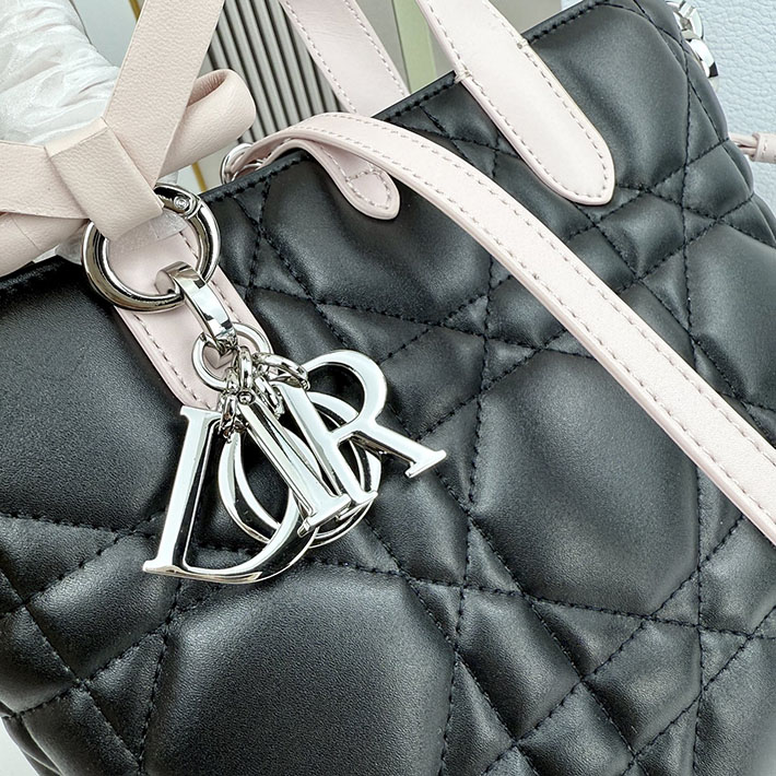 ディオール バッグ 人気 Dior Toujours バーティカル トートバッグ スモール ブラック/ピンク 2635676 ディオール バッグ 人気ランキング - 画像 (2)