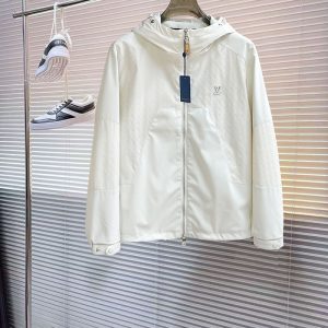 ルイ ヴィトン ジャケット 白